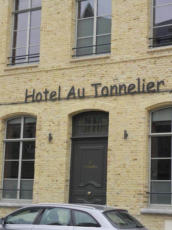 Hotel - Restaurant Au Tonnelier Bergues Buitenkant foto