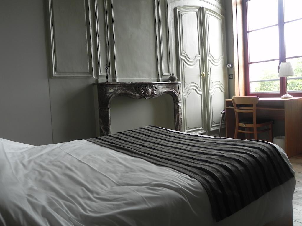 Hotel - Restaurant Au Tonnelier Bergues Kamer foto